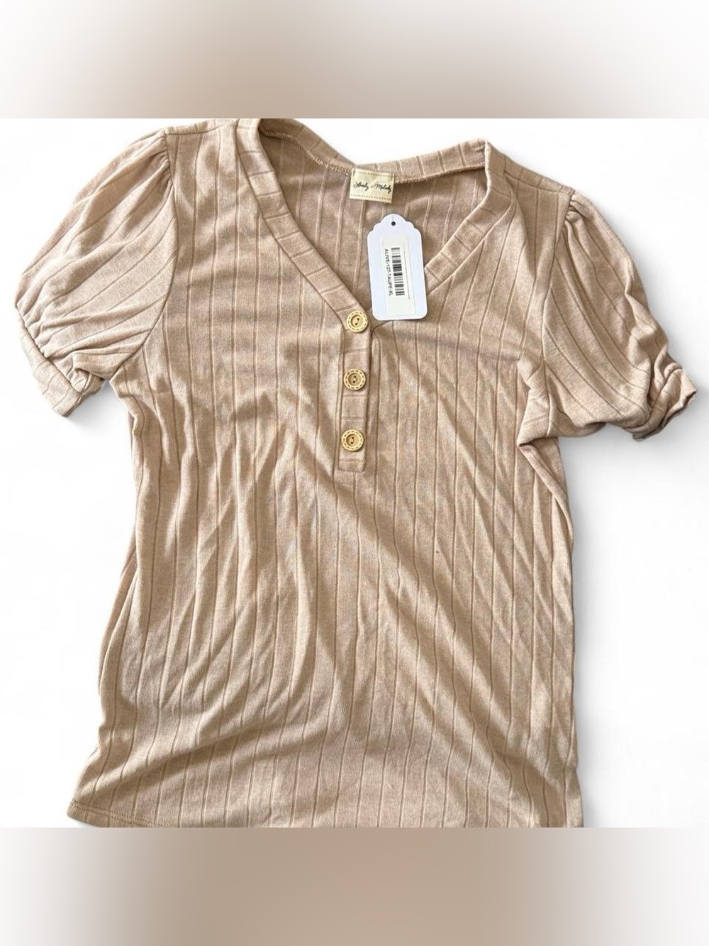 Lovely Melody Beige Ribbed V‑Neck Button Short Sleeve Top